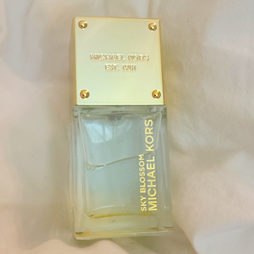 Michael kors Sky blossom perfume